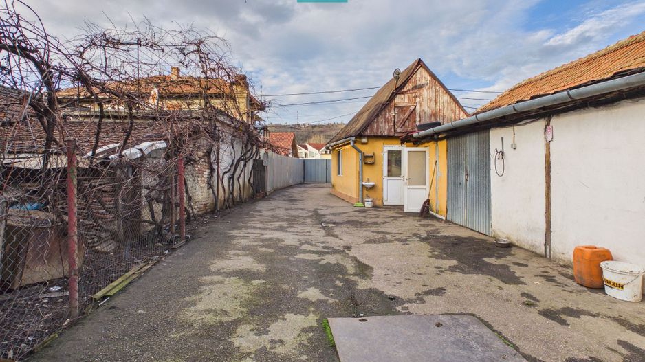 Casă 70mp + Hală 100mp, Str. Navigatorilor, Oradea - Poză 13