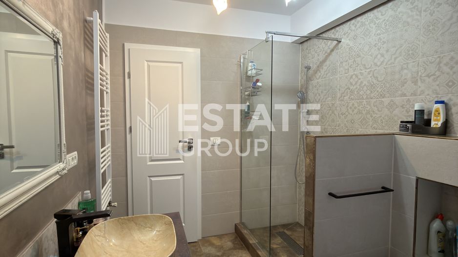 Casa individuala cu 5 camere in Dumbravita - Poză 7