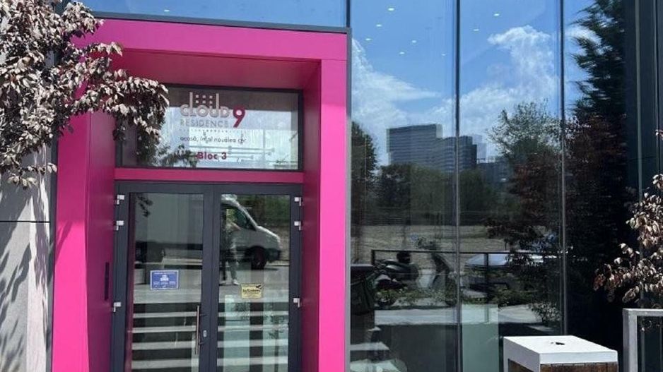 Duplex parter /Spatiu comercial - Poză 1