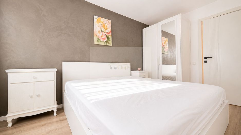 Vânzare apartament 2 camere, decomandat, etaj 1, tip vilă, parcare - Poză 7
