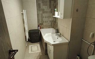 Apartament cu 2 camere, etaj intermediar, renovat - Poză 5