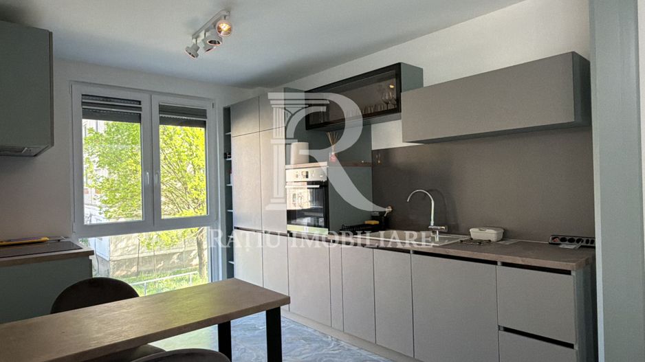 Apartament de LUX de închiriat – PRIMA ÎNCHIRIERE | Locație CENTRALĂ - Poză 11