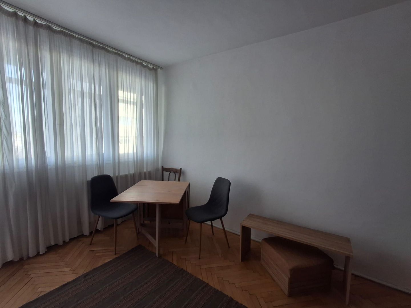 AP. 2 CAMERE 1 MAI, RENOVAT, BLOC REABILITAT, METROU 5 MINUTE - Poză 2