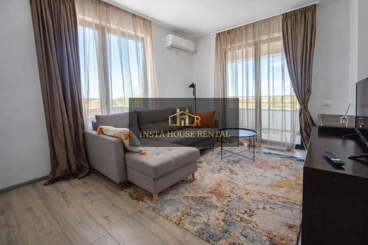 2 camere Sisesti - Balcon generos & Parcare - Poză 1