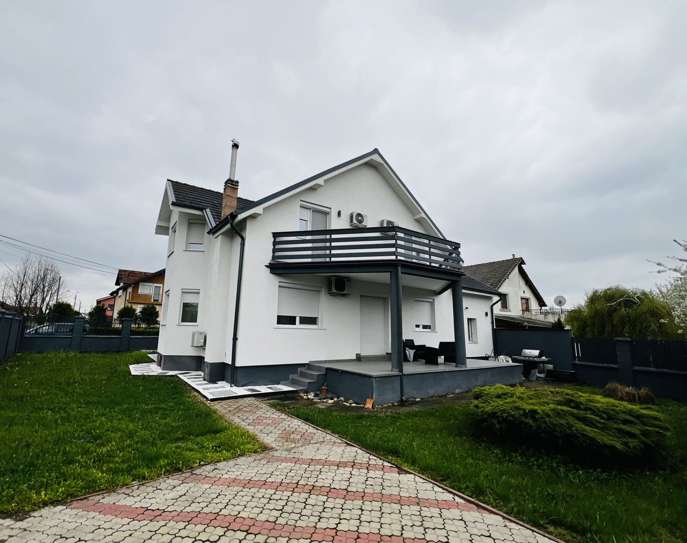 Vila 6 camere complet mobilata -320 mp Utili - Zona Bogdanestilor - Poză 1