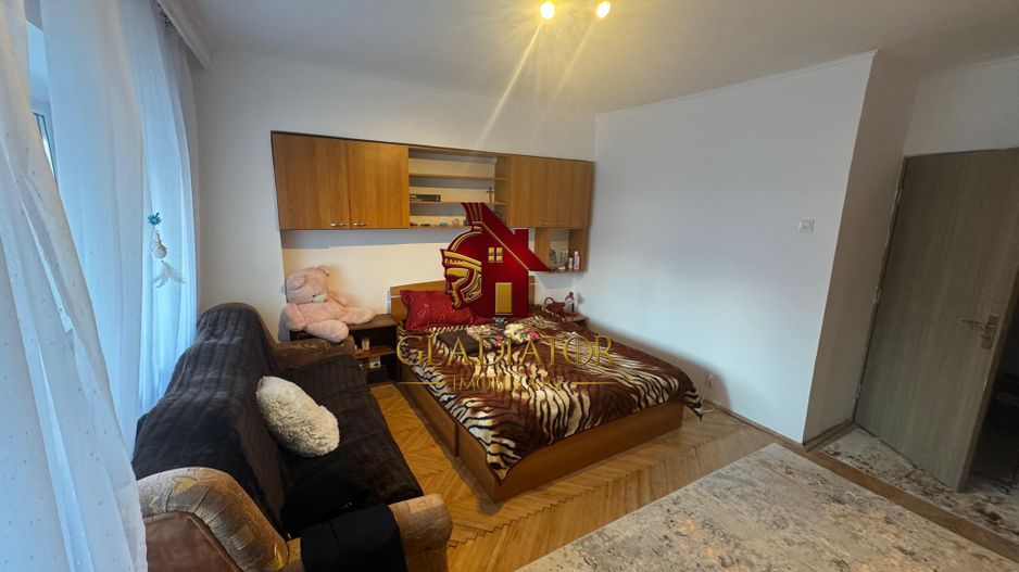 Apartament mare cu 1 camera Nicolina Cug - 300 E/LUNA, disponibil - Poză 5