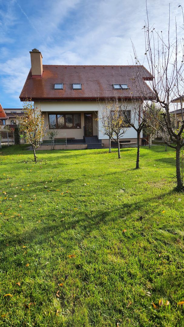 Vilă  inchiriere zona Aradului aproape de British School - Poză 39