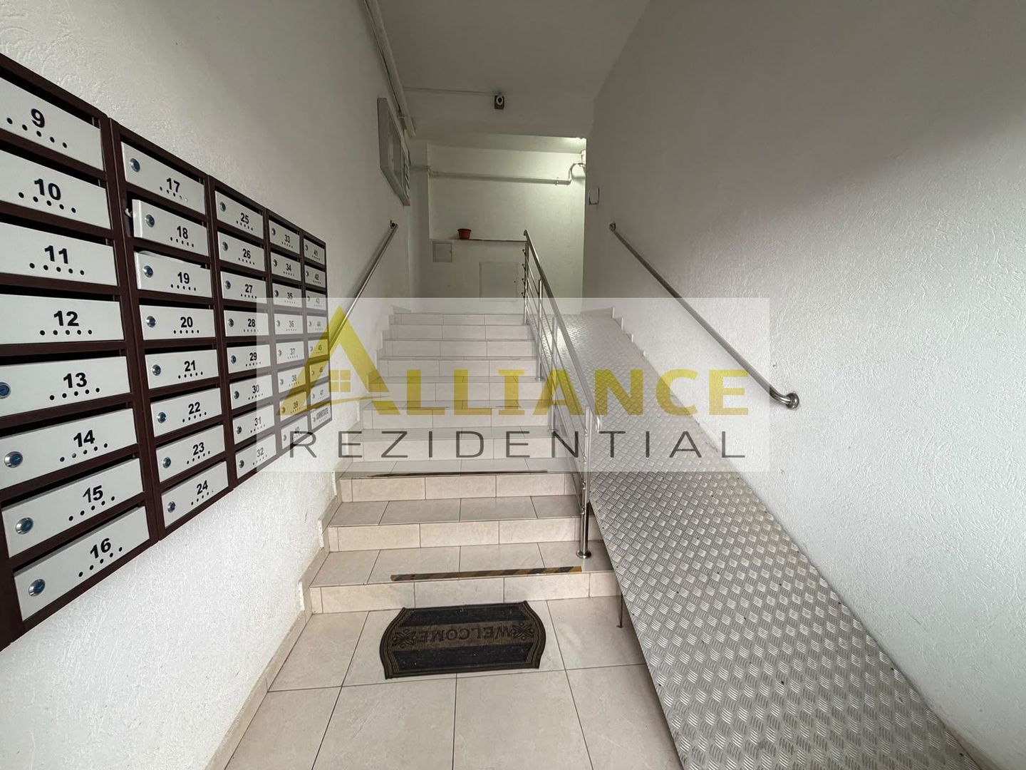 Apartament 2 camere - decomandat | Metrou Berceni - Poză 2