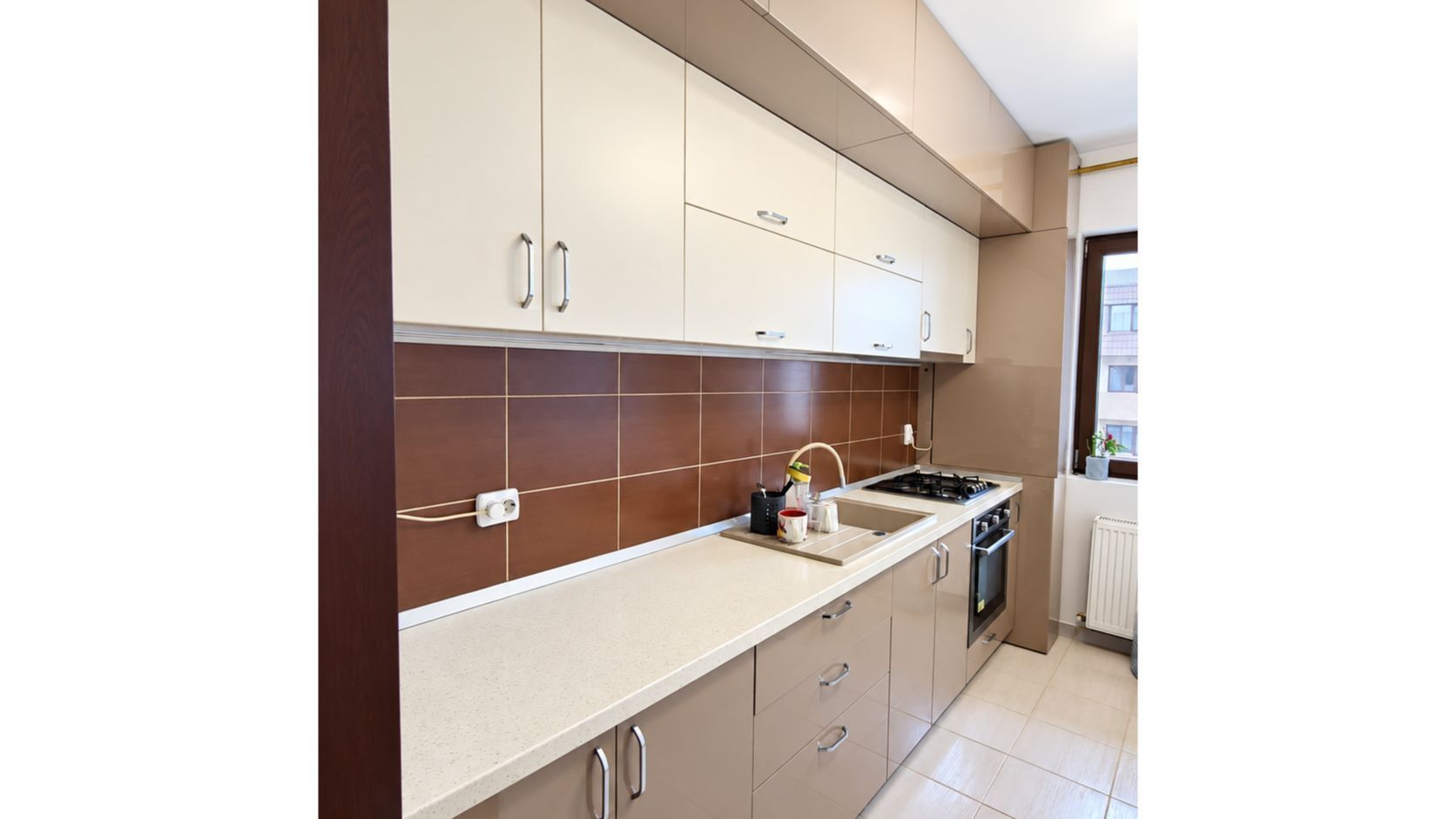Vanzare Apartament 2 camere 55,64 mp, parcare inclusă, mobilat, 2 balcoane - Poză 4