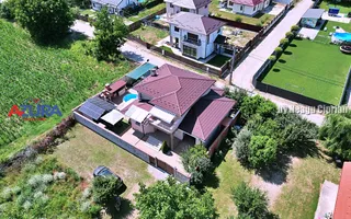 Vilă cu piscină și fotovoltaic, design Spania – Ștefănești zona Lidl - Poză 12