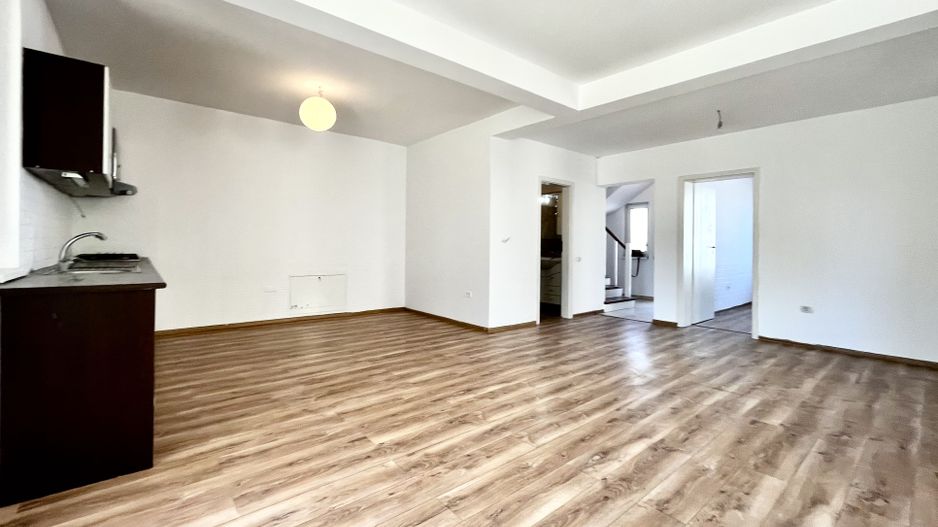 Duplex spațios și luminos | Giroc | Ideal locuință/ birou / grădiniță - Poză 8