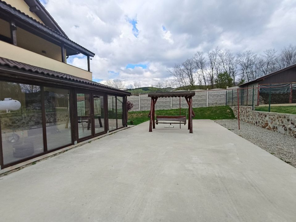 Casă P+1 modernă, complet echipată, cu teren mult, la Crasna - Poză 17