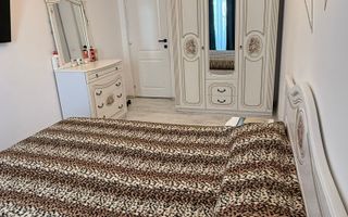 Apartament modern 3 camere 2 bai 64 mp utili si parcare zona Central - Poză 4