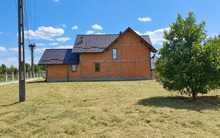 CASA LA ROSU DIN CARAMIDA + GARAJ I 12,5 ARI I VICOV DE SUS I - Poză 7