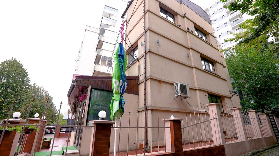Casa Vila 12 camere de vanzare Calea Calarasilor Bucuresti Sector 3 - Poză 2