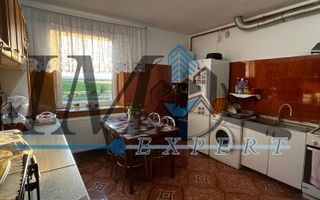 Apartament cu 3 camere de vânzare la etajul 2 in Sebeș - Poză 4