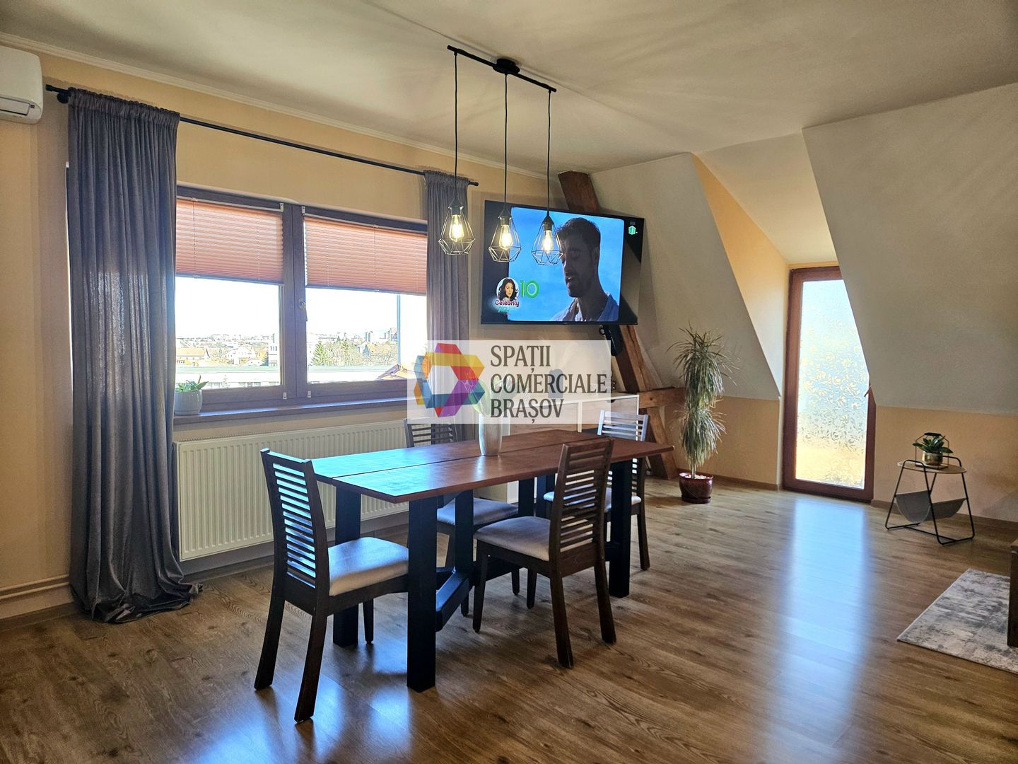 Apartament 3 camere de vânzare , zona Brasovul Vechi, 130 mp, Plus-imo.ro - Poză 2