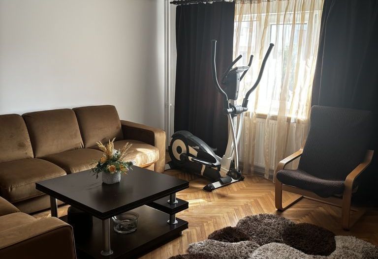 Apartament 4 camere, 100 mp, parcare, langa Parcul Sebastian - Poză 2