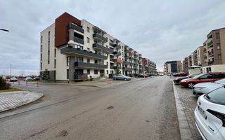 Apartament cu 2 camere, decomandat, in Tractorul - Poză 14