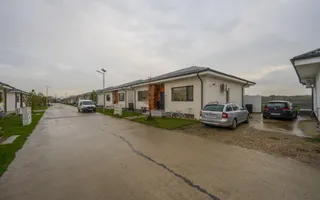 Vila parter mobilata si utilata Tunari - Poză 18