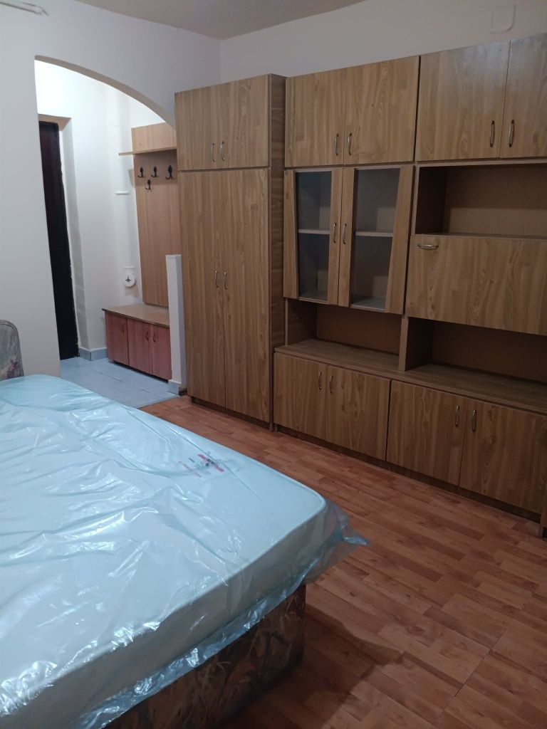 BRASADAS vinde garsonieră la PARTER Ostrovului Satu Mare. - Poză 5