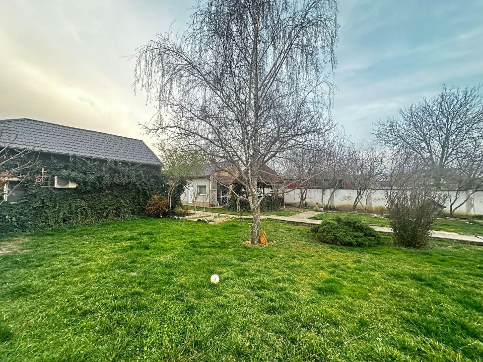 Casa moderna, 2 corpuri de cladire, teren 1000 mp, zona Aradul Nou - Poză 16