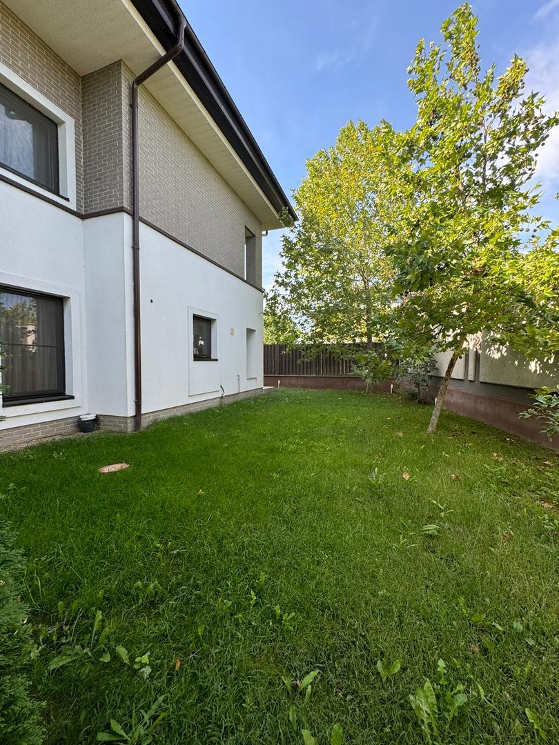 Oxford Gardens | Vila | LUX | 5 camere | Curte | - Poză 6