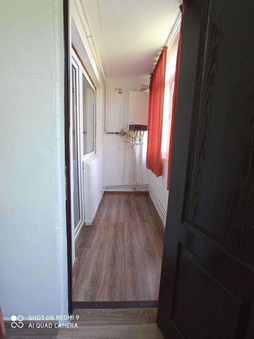 Apartament 3camere, semidecomandat, etaj 1 - Poză 7