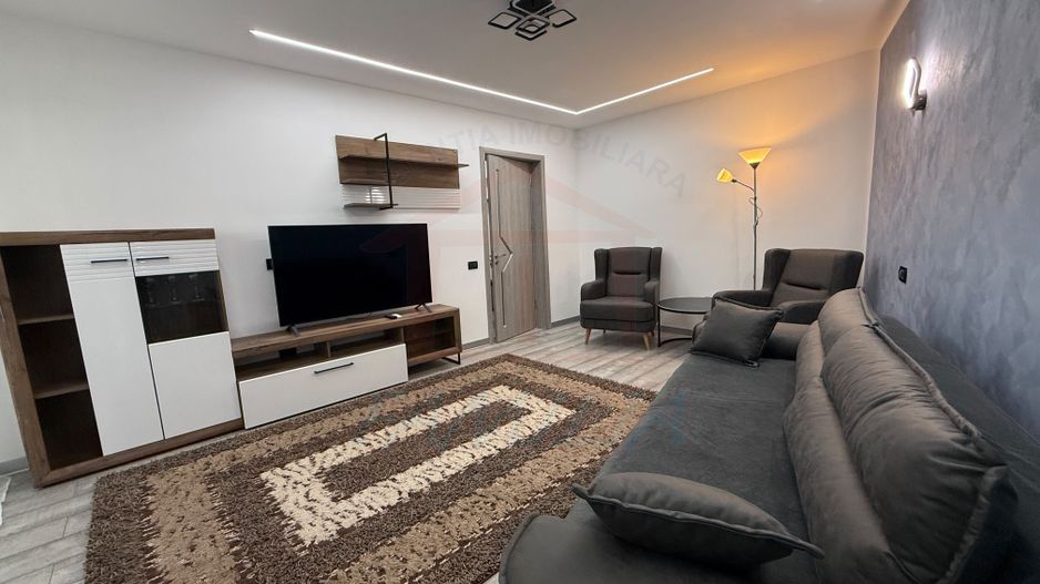 🔑  APARTAMENT 3 CAMERE, MICRO 13, 500 EURO/LUNA - Poză 1