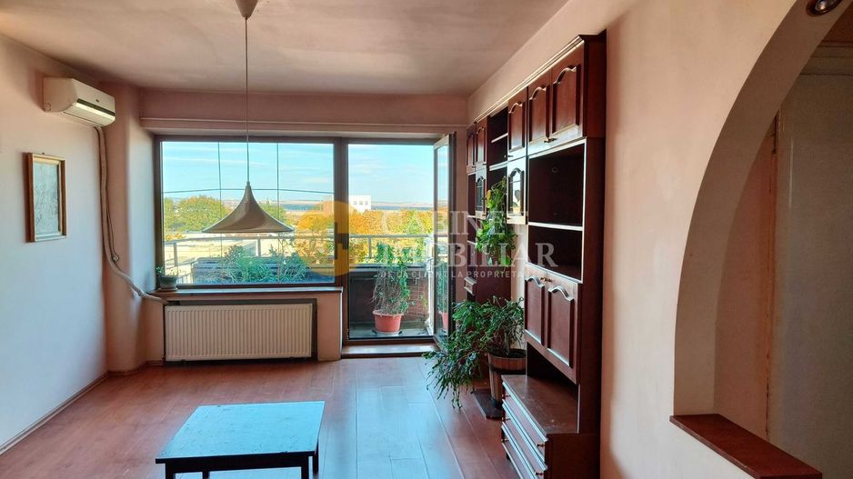 Apartament în Super Copou – priveliște panoramică și poziție excelentă! - Poză 1