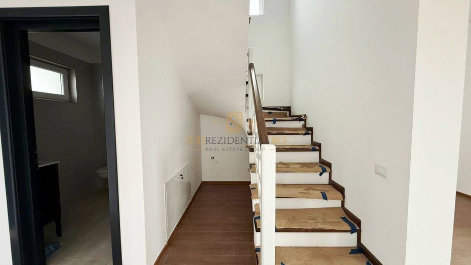 Vila individuala / 4 Camere / 3 Bai / Ansamblu rezidential - Poză 9