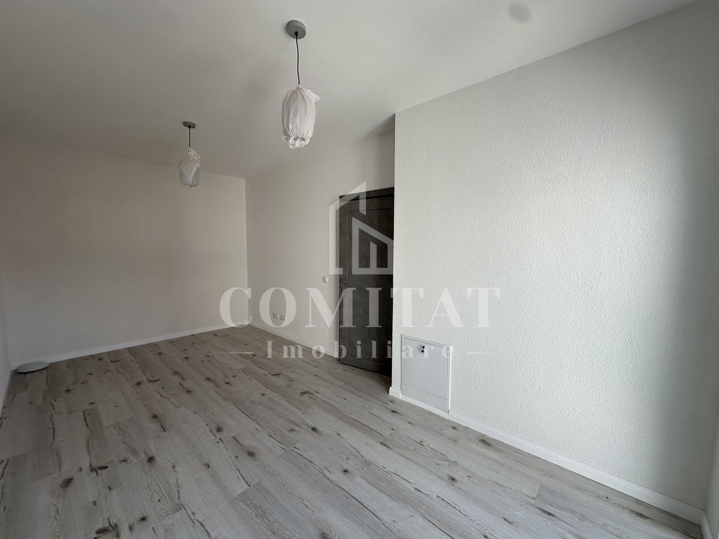 Spațiu de birouri | 115 mp | Zona Sălii Polivalente | Plopilor - Poză 8