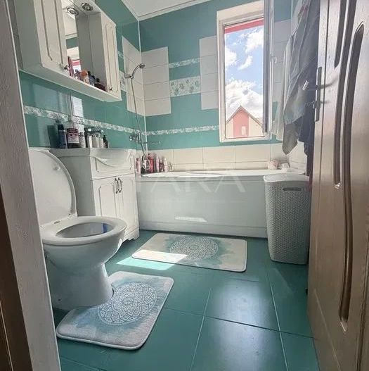 Apartament cu 3 camere, 62 mp, 2 balcoane, zonă liniștită. - Poză 4