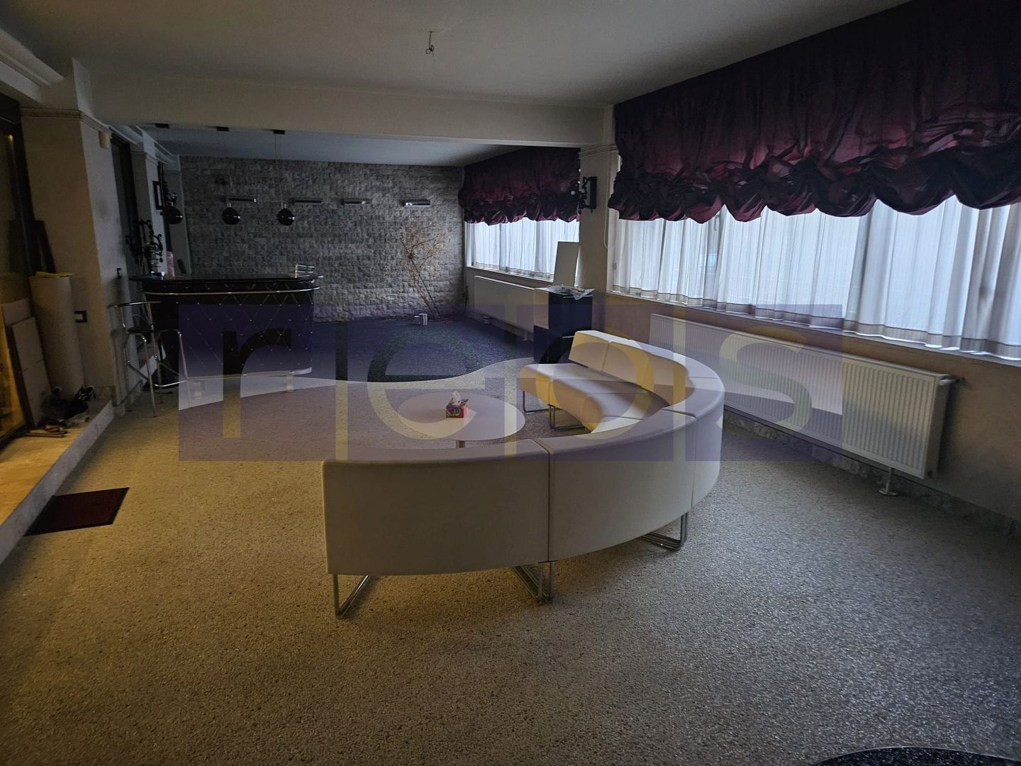 OPORTUNITATE | APARTAMENT 4 CAMERE | ZONA  PAJURA - Poză 1