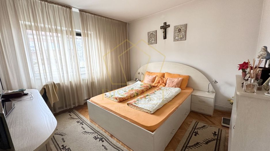 Apartament deosebit cu 3 camere | Soarelui - Poză 5