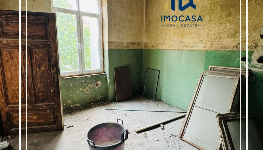 Apartament 3 cam de renovat ultracentral, clădire bine amplasată, Arad - Poză 11