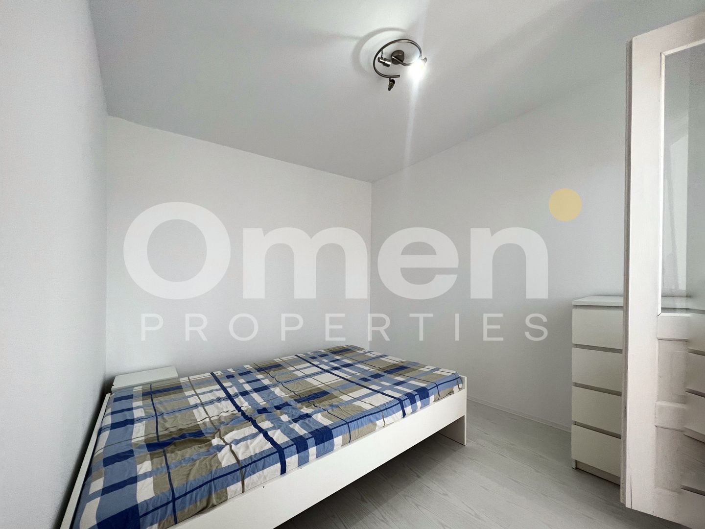 Mișcare oportunistă, alegere inspirată. 38 mp utili, balcon, renovat. - Poză 3