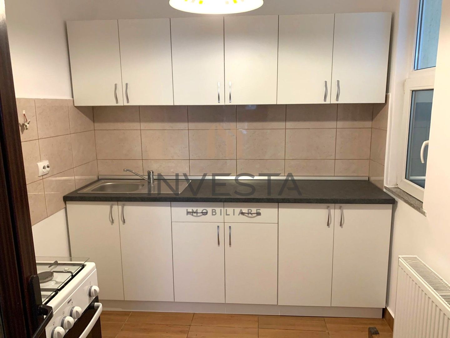 Apartament cu 2 camere decomandate si pod mansardabil, zona Ploiesti! - Poză 4