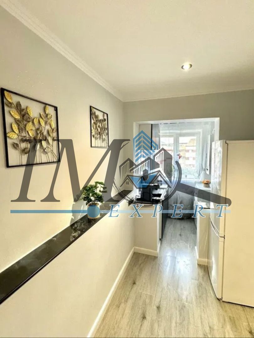 Garsoniera finisata de vânzare în zona Cetate (Mercur) - Poză 2