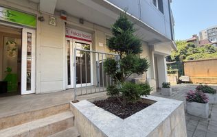 Spatiu comercial de vanzare in bloc 2006 adiacent Decebal