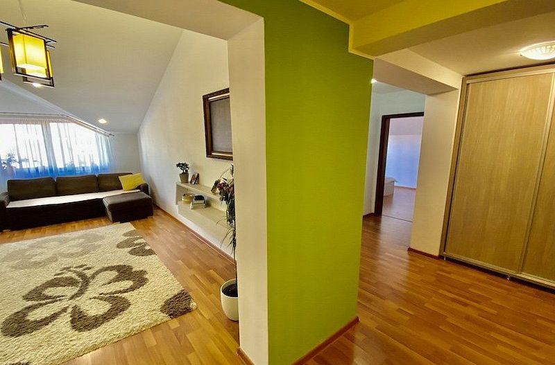 Apartament de inchiriat, zona linistita in cartierul Tractorul. - Poză 15