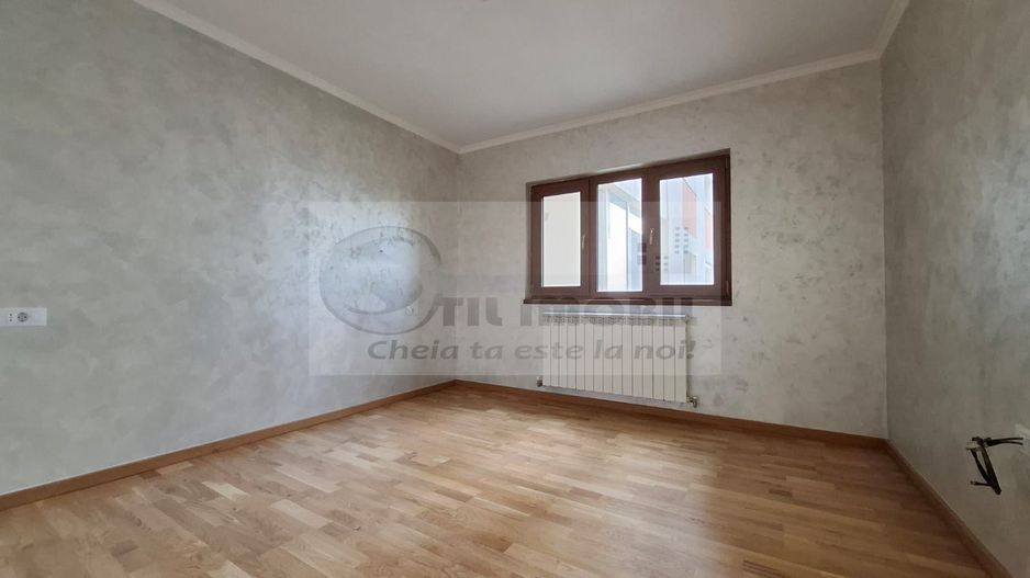 Liber, apartament 2 camere, 53 mp, Nicolina - Belvedere, baie cu geam - Poză 5