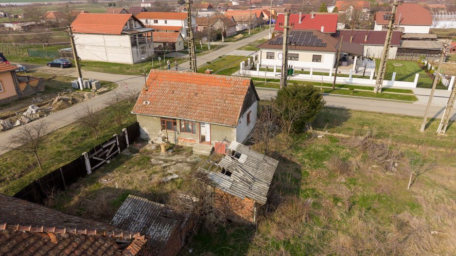 Teren 1.570 mp + casă din cărămidă–zonă liniștită - Poză 18