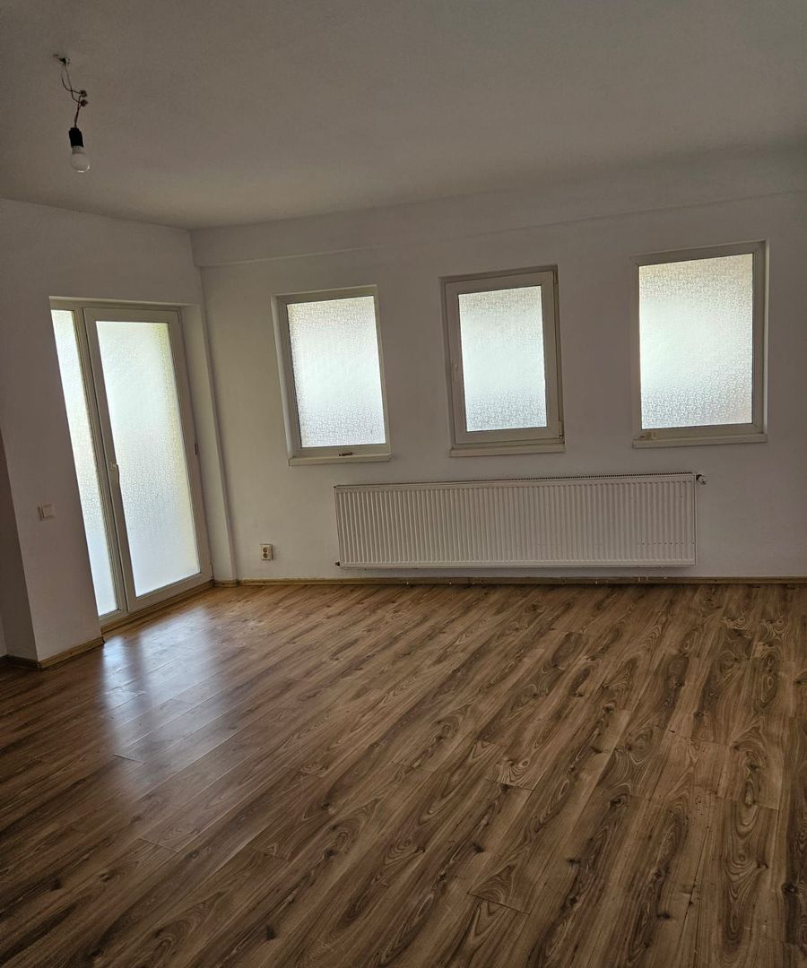 Vila,Parter+Etaj comuna Berceni 169000 eur - Poză 24