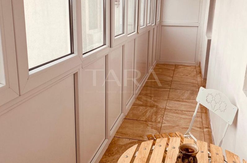 Apartament cu 2 camere, decomandat, balcon închis, zona Zorilor. - Poză 6