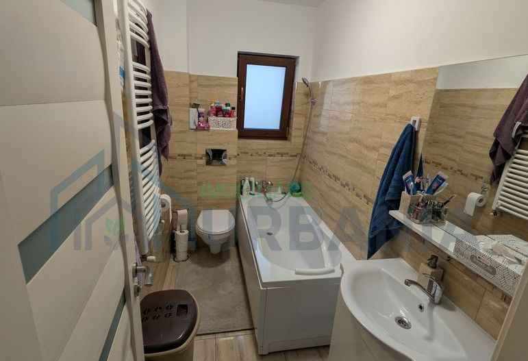 Apartament decomandat 2 camere, etaj 2/4, cu loc de parcare inclus, lângă Păcurari, Cartierul Dealul Zorilor - Poză 4