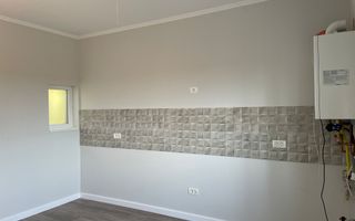 Duplex-4 camere-pozitie excelenta-la asfalt-Remetea Mare - Poză 8