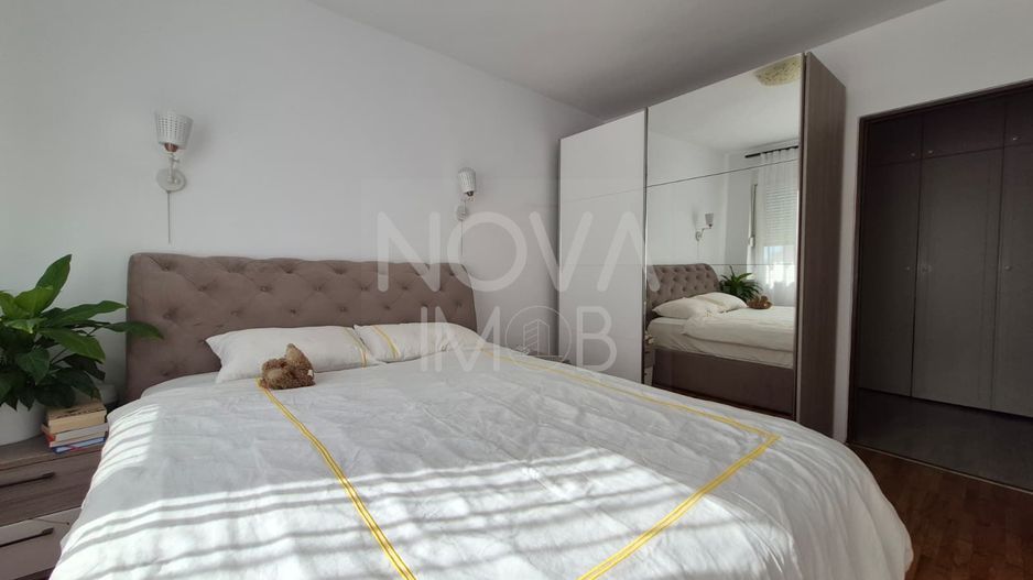 Apartament 2 camere, decomandat, Mihai Viteazu - Poză 3