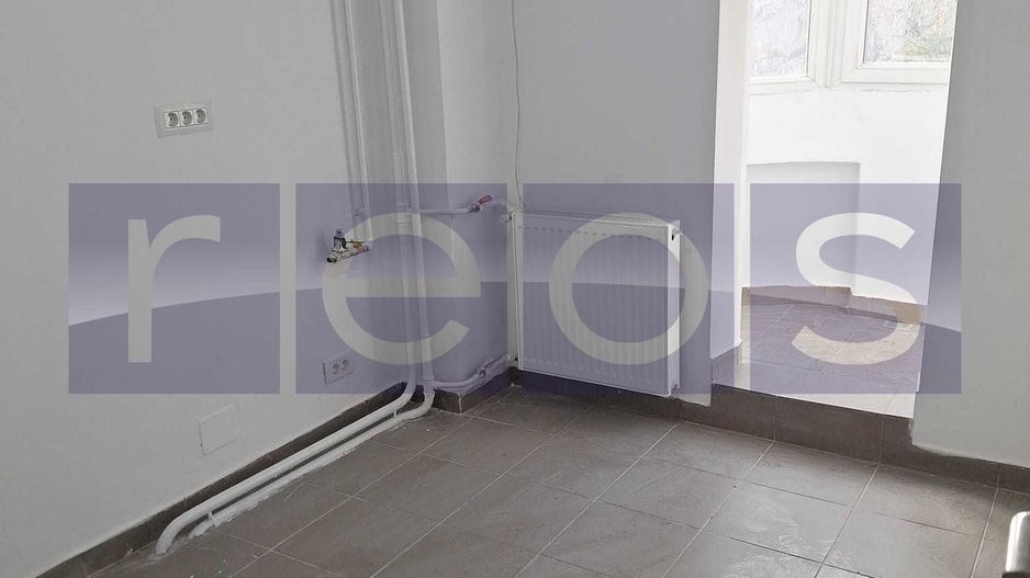 VANZARE- GARSONIERA -  DECOMANDATA -MIHAI BRAVU - Poză 1