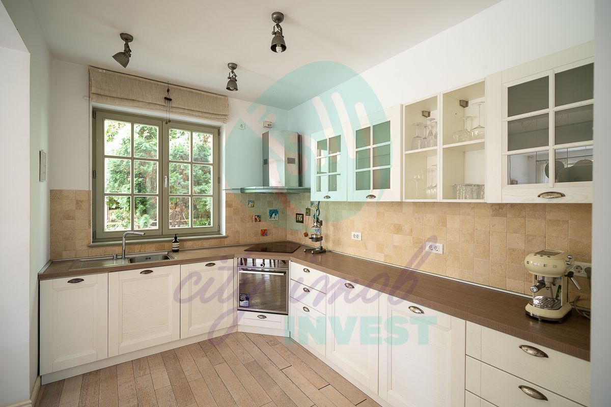 Unic și Elegant: Refugiul Provençal din Capitală - Poză 12